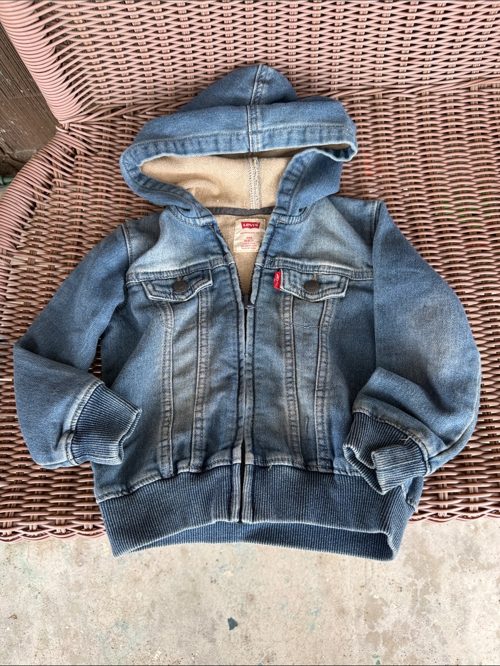 EUC Levi's Kids Denim Hoodie Jacket Zip 2T